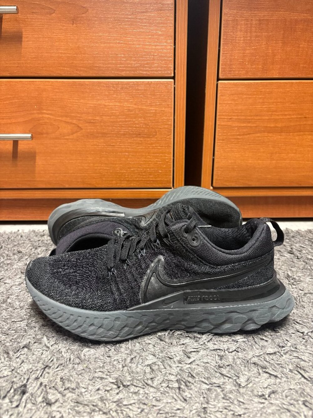 Nike React Infinity Run Flyknit 2 Triple Black Mens 8.5 Running/Walking Shoes